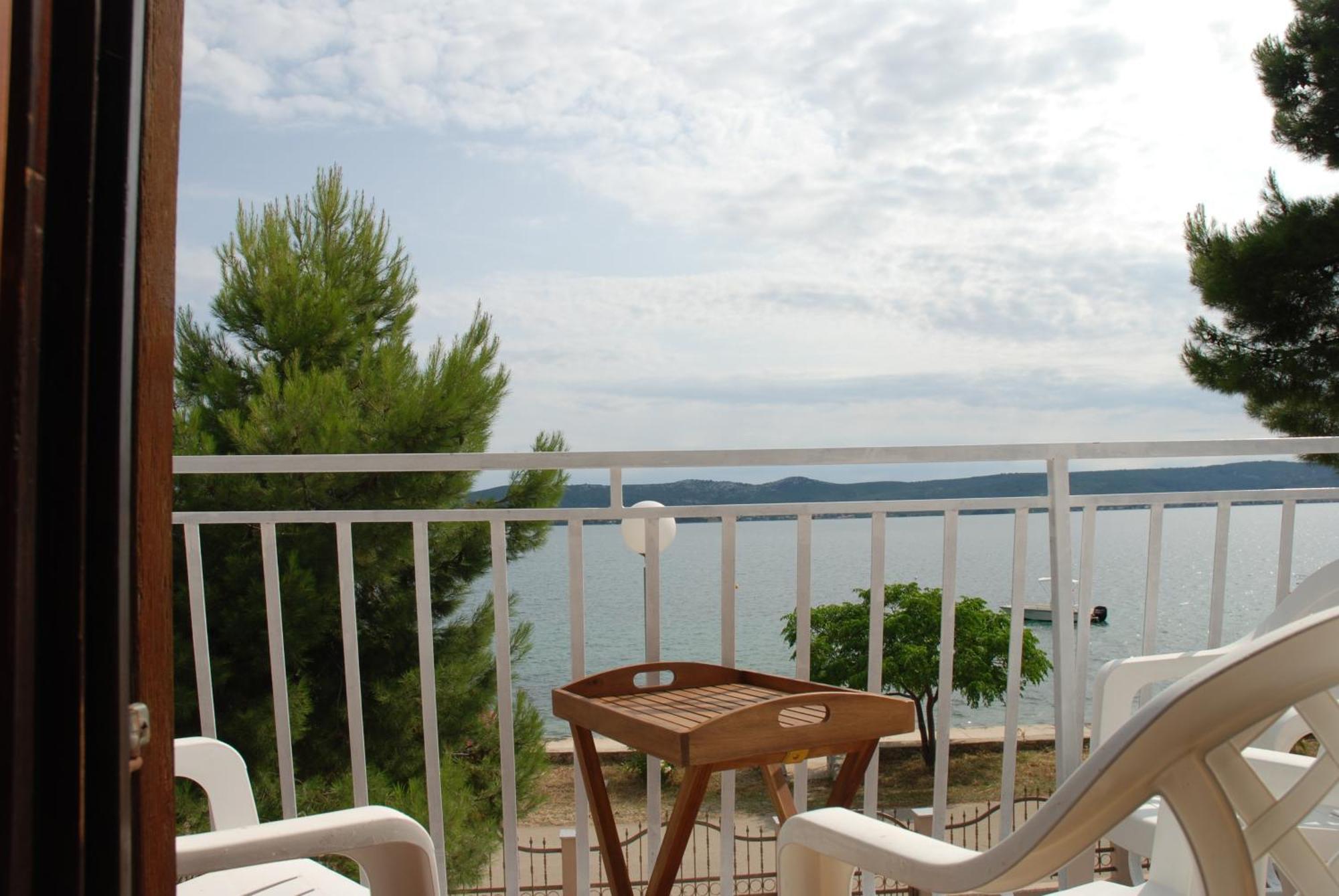 5 Meters From The Sea With Private Beach - 70M2 Colibri Sunset Apartments Sveti Petar  Buitenkant foto
