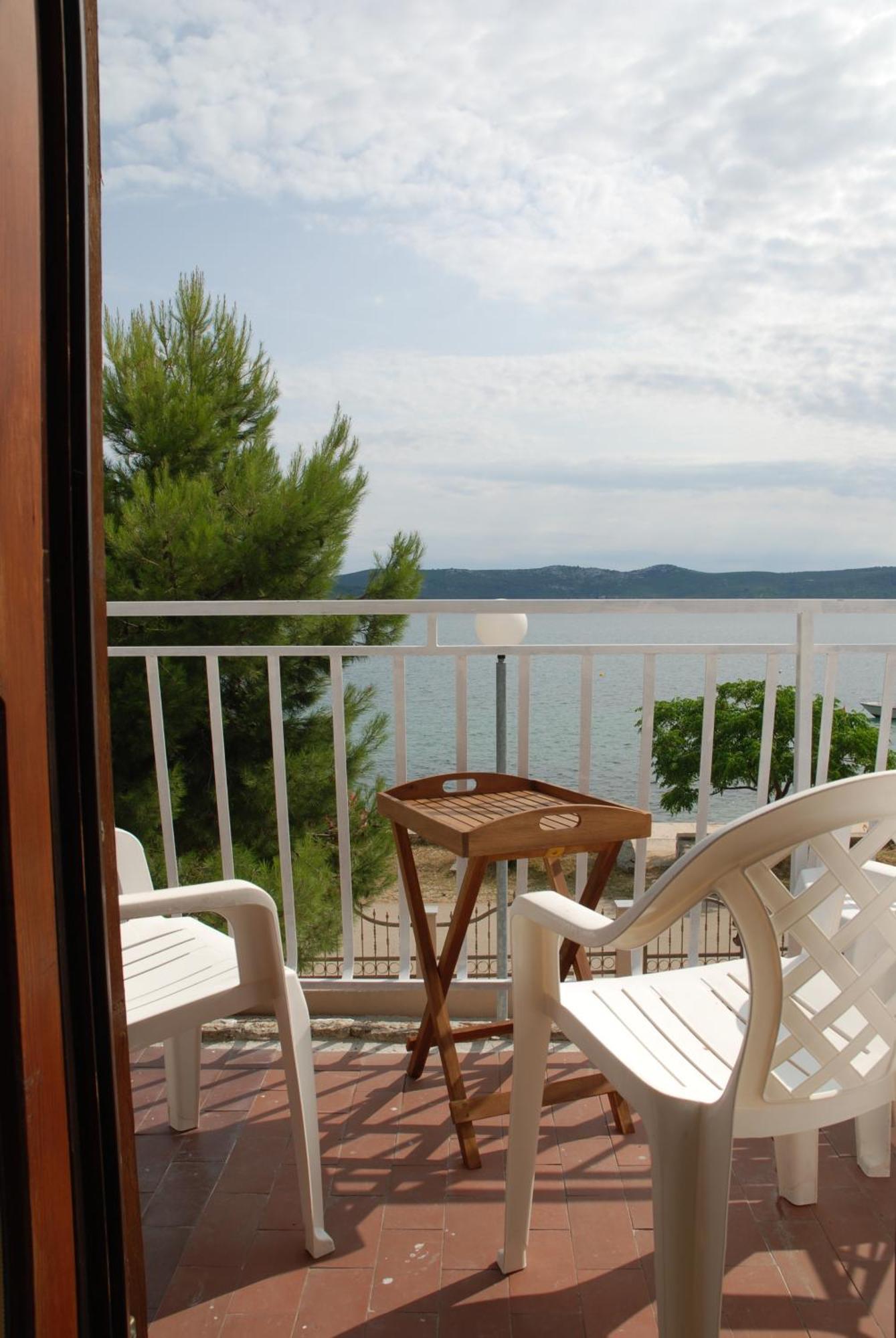 5 Meters From The Sea With Private Beach - 70M2 Colibri Sunset Apartments Sveti Petar  Buitenkant foto